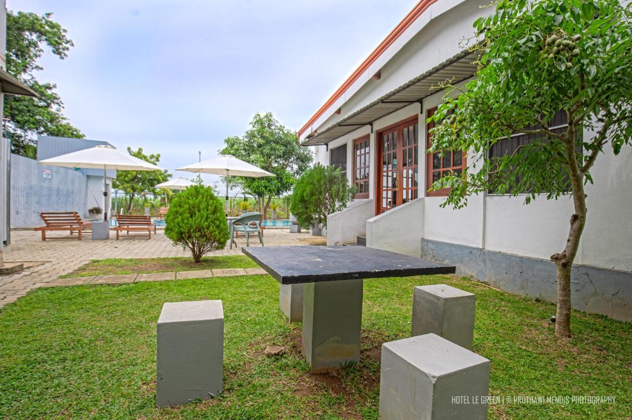 Hotel Le Green Udawalawe Kültér fotó